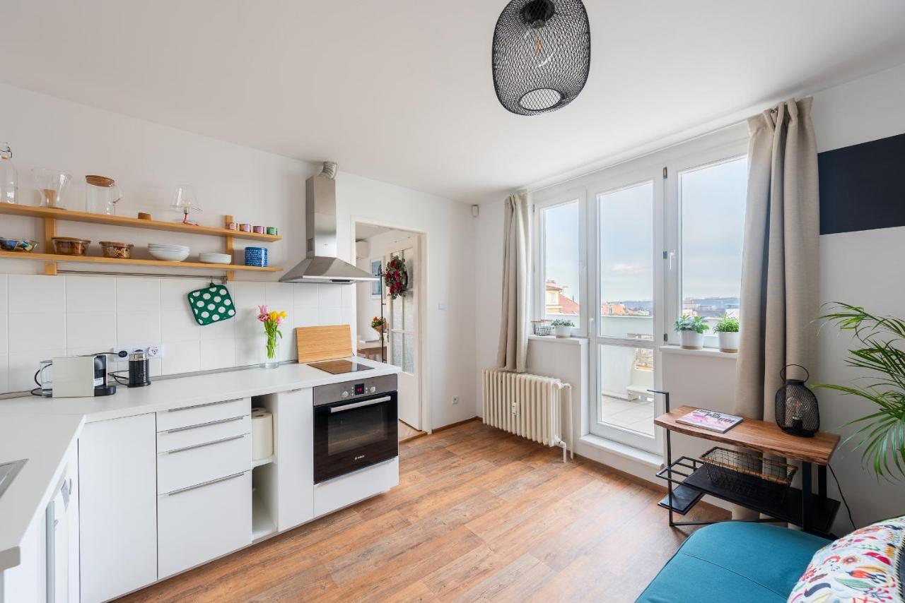 Bright Charming Apt With Terrace, Parking & Airco. Prague Extérieur photo