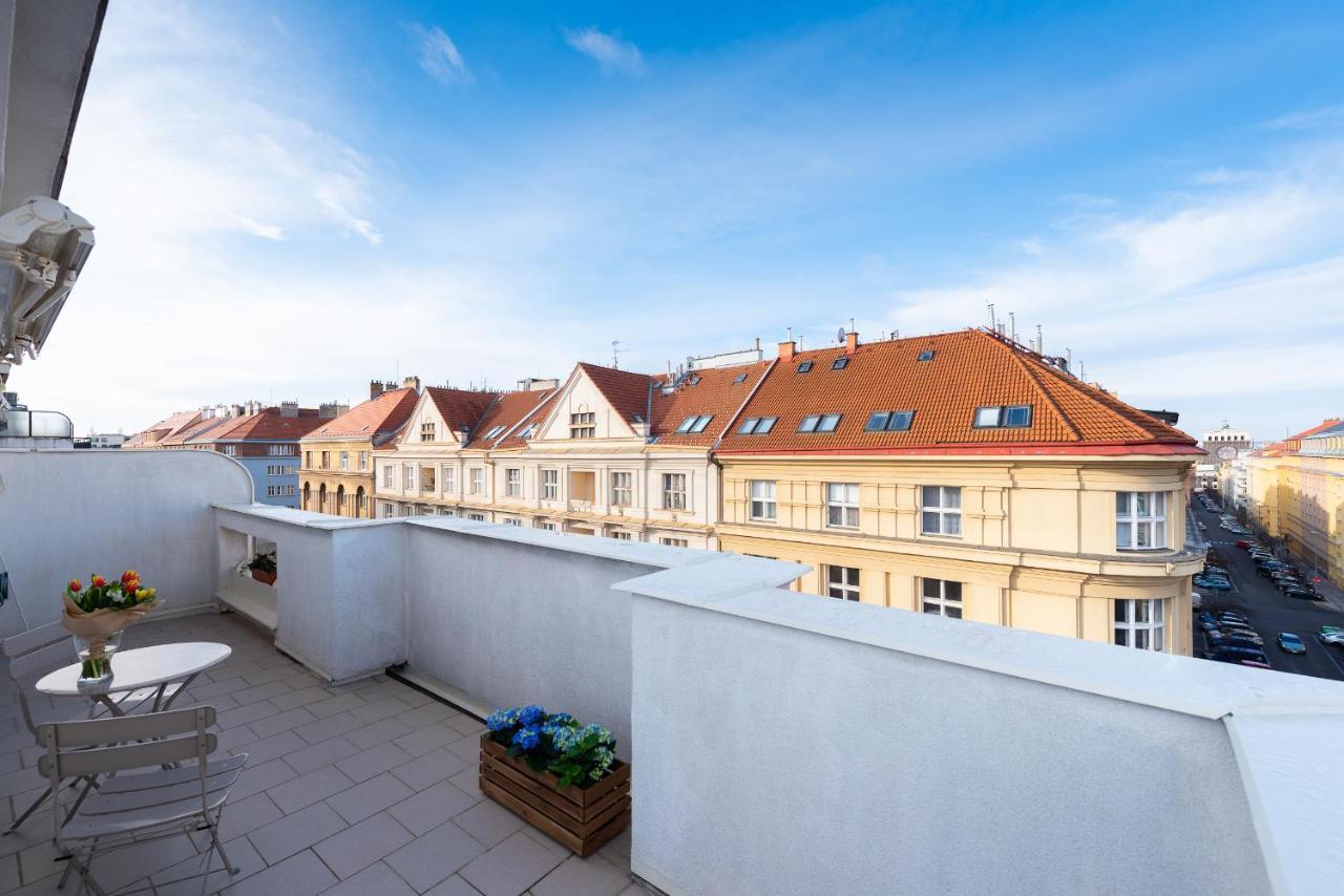 Bright Charming Apt With Terrace, Parking & Airco. Prague Extérieur photo